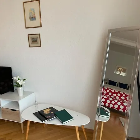 Cosy Apparemment Appartamento Losanna